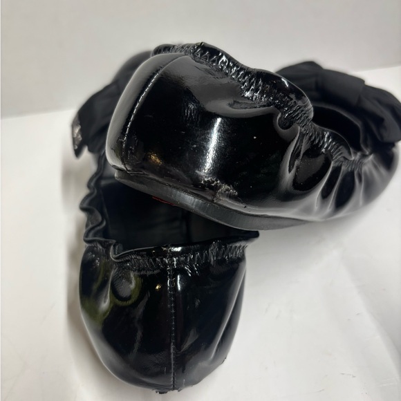 Luxury Designer Prada Patent Leather Ballet Flats with Bow Accent Size 7.5-8 - Picture 11 of 12